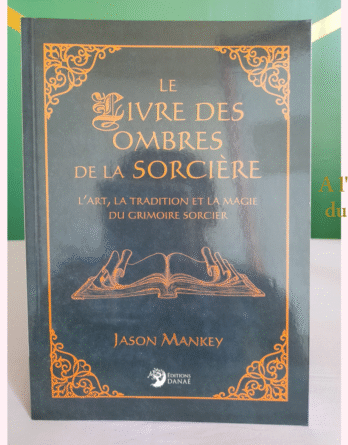 Le livre des ombres de la sorcière